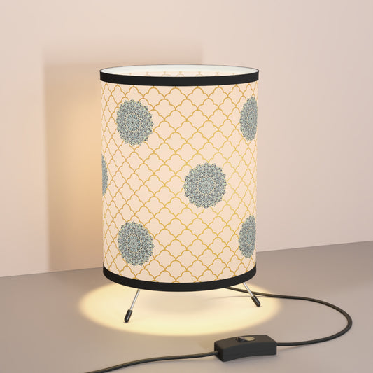 Arabic Seamless Design Tripod Lamp