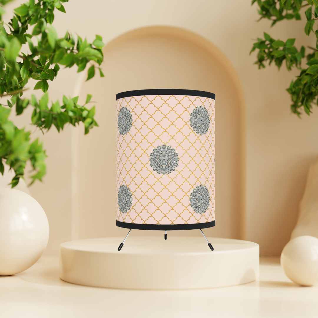 Arabic Seamless Design Tripod Lamp